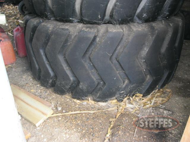 (1) 29.5-25 tire, never used, _0.JPG